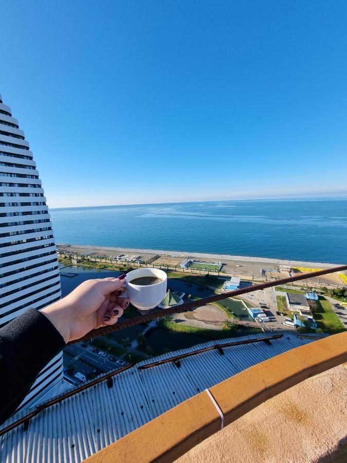 Darianna Batumi Hotel Exterior photo