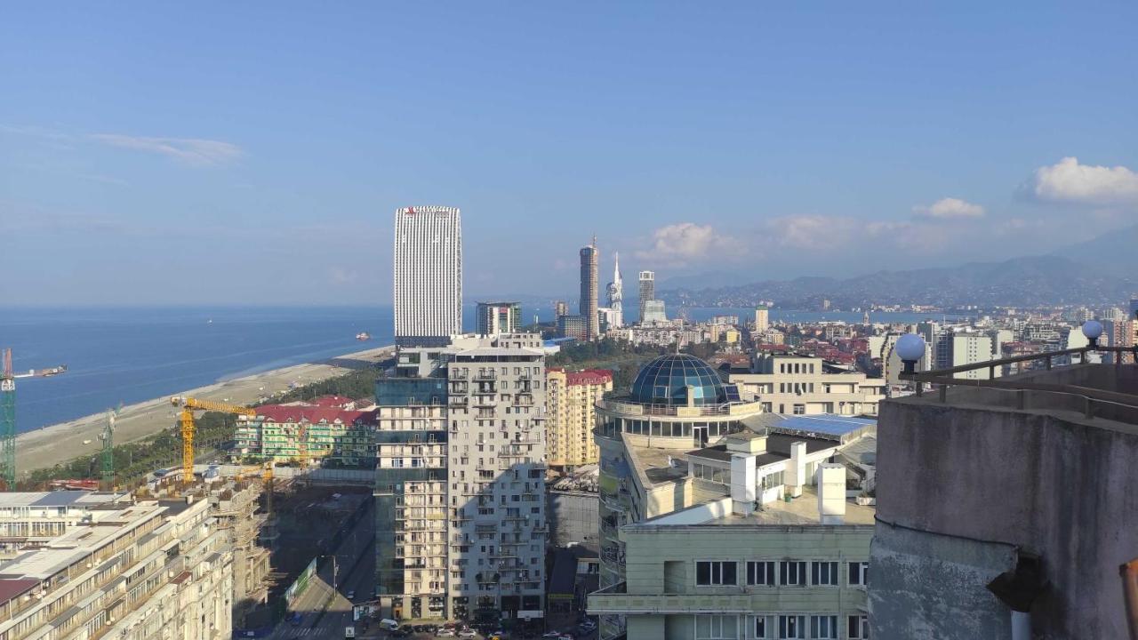 Darianna Batumi Hotel Exterior photo